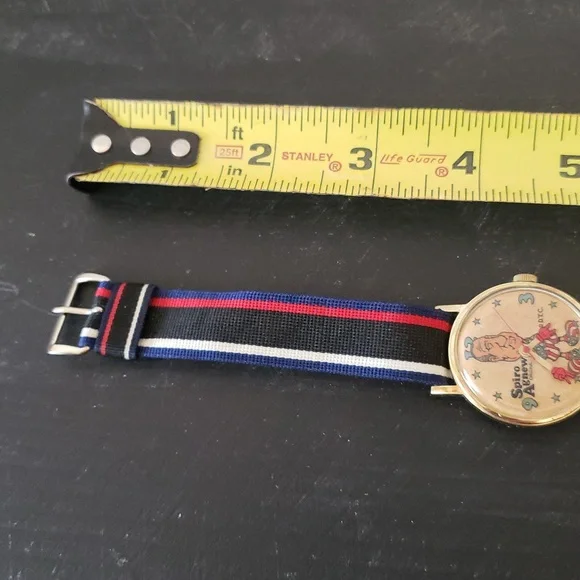 Vintage Spiro Agnew Stripe Band Collectible Wristwatch - Picture 6 of 6